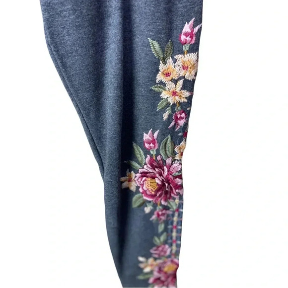 Johnny Was embroidered leggings grey size xs - Picture 4 of 6